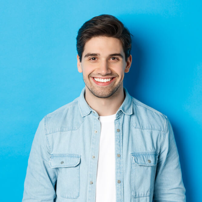 A men is smiling
